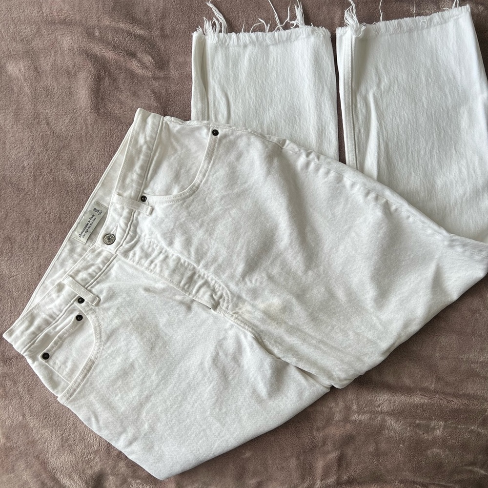 Abercrombie Curve Love White Jeans Size 30